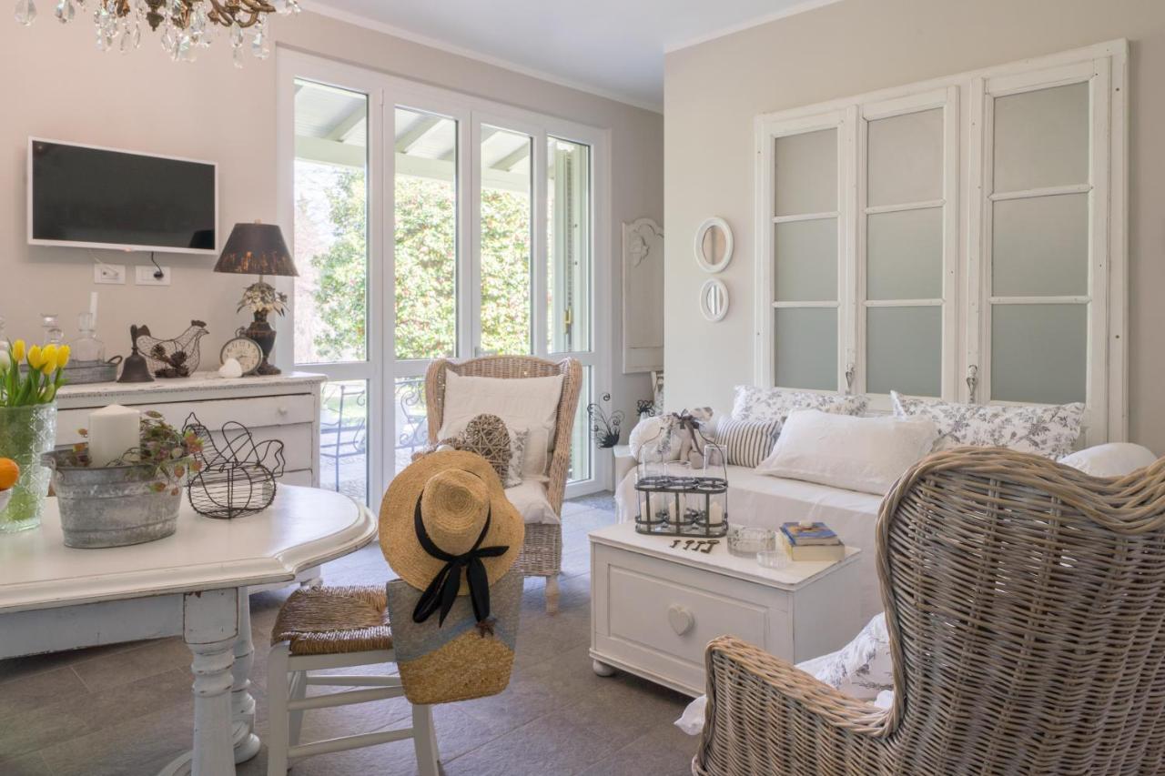 Bnbook Maison Charlotte Lago Maggiore Porto Valtravaglia Εξωτερικό φωτογραφία
