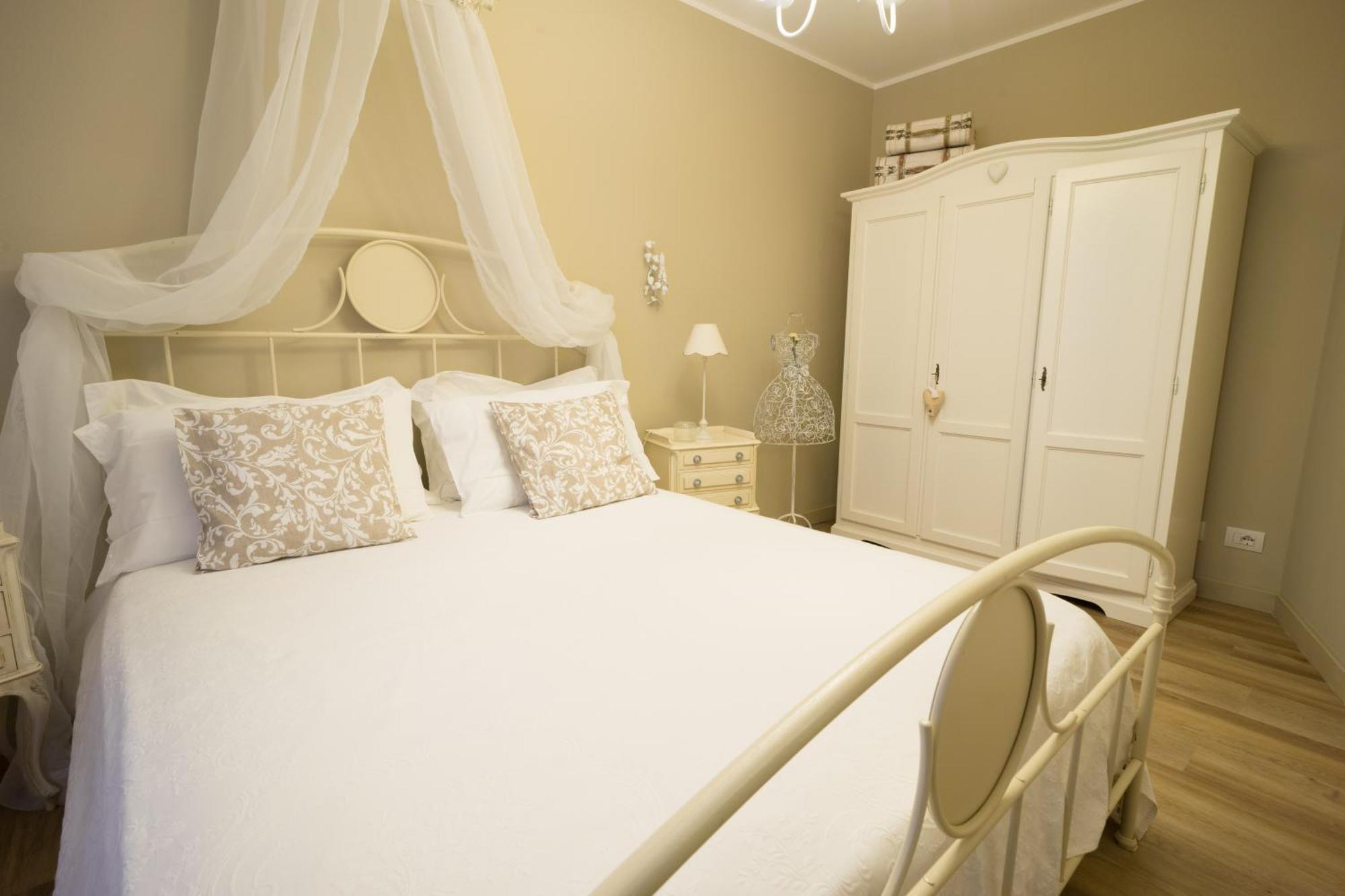 Bnbook Maison Charlotte Lago Maggiore Porto Valtravaglia Εξωτερικό φωτογραφία