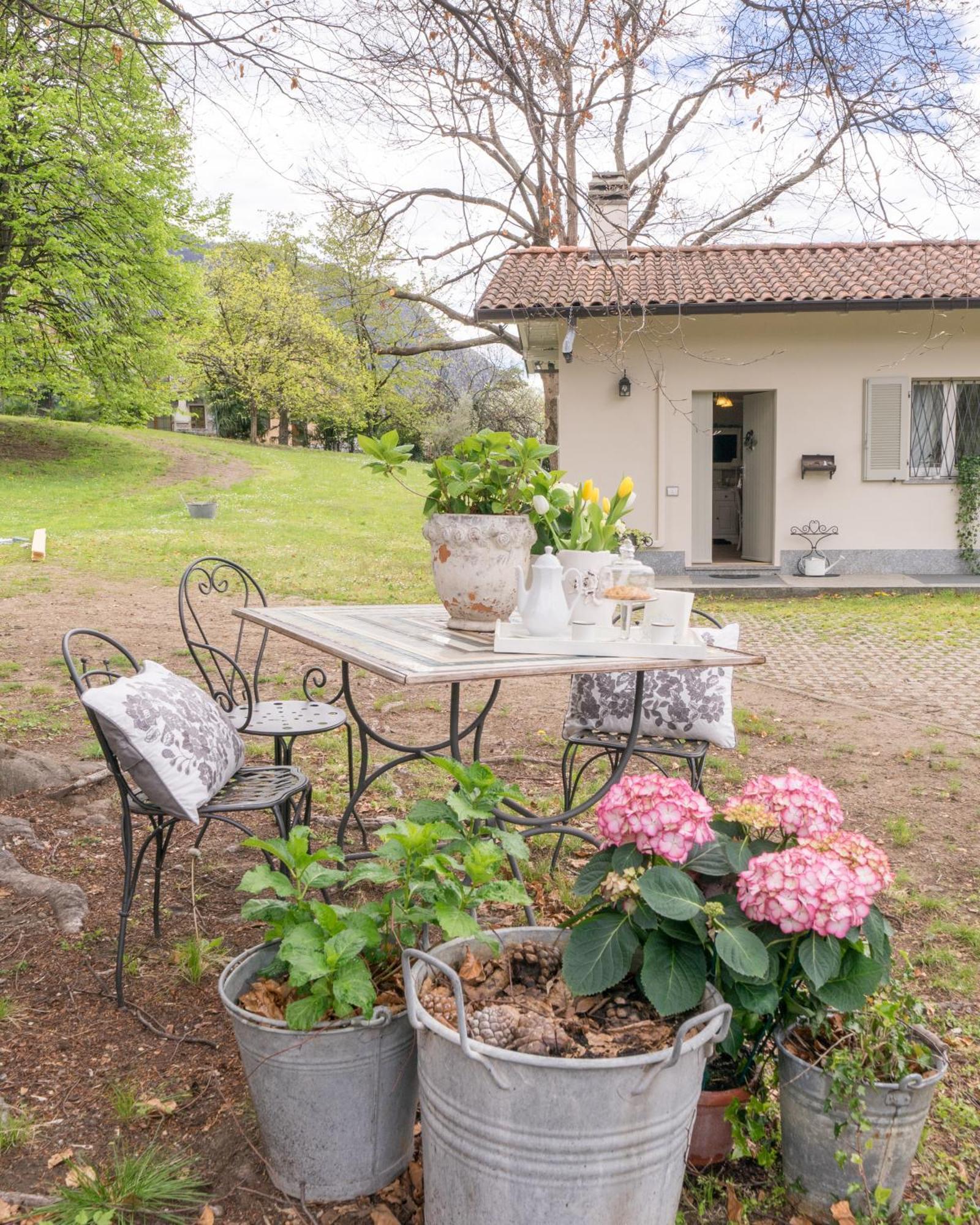 Bnbook Maison Charlotte Lago Maggiore Porto Valtravaglia Εξωτερικό φωτογραφία